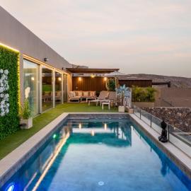 Villa Trilux, Heated Pool, Golf Resort, BBQ، فندق في سالوبر