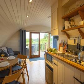 Modern 1-Bed Glamping Pod near Builth Wells by MCPI Hosting, Ideal for Small Groups & Couples with Free WiFi & Parking