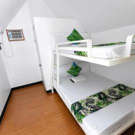 2 Bedroom Budget Mini Villa 15 mins from Marquee