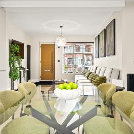 Nr Airport, Sleeps 6, 5 Beds, Private Parking
