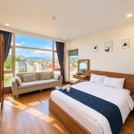Hạng Phòng View Đồi Ngay Bến Xe - TH&TH CN THT Hotel, hotel i Da Lat