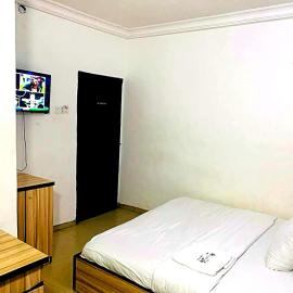 Century 24 Hotel & Suites, viešbutis mieste Meran