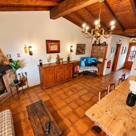 Casa Rural Oliver - Bardenas, hotel di Valtierra