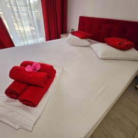 SeaSide Luxury Apartment Indoor Swimming & Spa