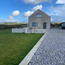 Riverfield Apartment, hotel i Miltown Malbay