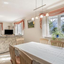 Wohnung EG im gelben Haus