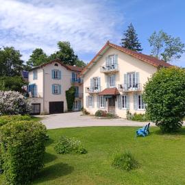 VILLAS-DU-LAC Appartements de vacances et Espace Spa privé – hotel w mieście Clairvaux-les-Lacs