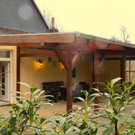 "Naturnah" am Aartalsee - uriges Bauernhaus mit Terrasse, Feuerstelle und Kamin、Bischoffenのホテル