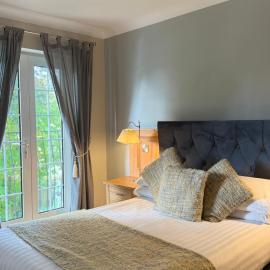 The Sea Trout Inn، فندق في توتنس