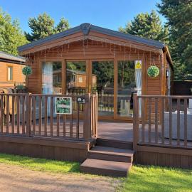 Lucas Lodge