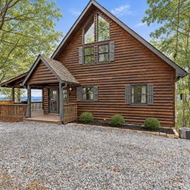 The Fox & Fir Luxe Retreat- Sauna & Cold Plunge, hotel u gradu Blue Ridge