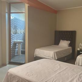 HOTEL DULCES SUEÑOS ANCCASi