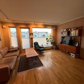 Cozy apartment with three bedrooms and parking