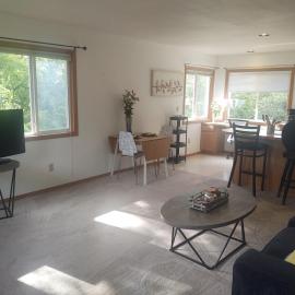 Forest Retreat 1 bdrm Covered Parking, pets ok