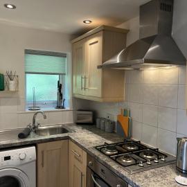 The Aldridge 2 Bedroom Apartment with FREE parking