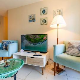 VR | Algarrobo Playa Mirasol 5PAX mar cerca, piscina, hermosa decoración, parking free, hotelli kohteessa San Antonio