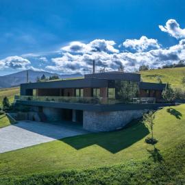 Downhills Residence