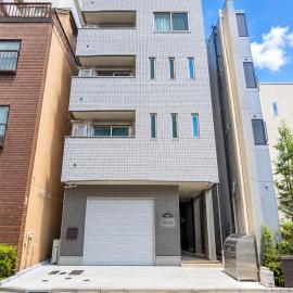 Newly build Family-APT , Shinjuku Shibuya Ueno in 15 minutes by train, khách sạn ở Tokyo
