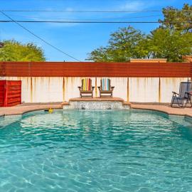Welcome to Casa Allan James: Your Oasis in Tucson!
