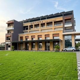 Riviera Hotel and Resort, hotel u gradu 'Choli'