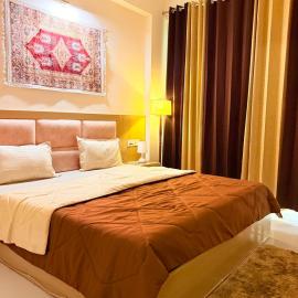 Kizuna Stays Luxury 1BHK Mountain View Tapovan