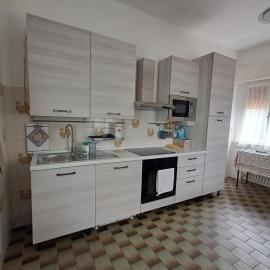 intero appartamento con giardino e colazione Dario
