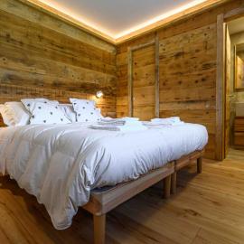 Luxury 3BDR with Private Spa Room