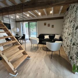 Gîte des Fontaines, entre nature et jacuzzi, hotel em Villemorien