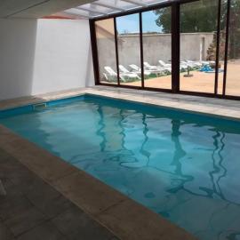 El Descanso de los Lares Casa con piscina climatizada, hotel a Miguel-Ibáñez