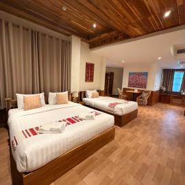 โรงแรมเฮือนก่ำจันทร์ kumchan house hotel