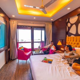 goSTOPS Mussoorie, Mall Road, hotel a Mussoorie