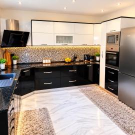 Suncica Blace – hotel w mieście Blace