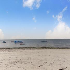Nyali BeachLuxe 3bdr Pool Beach-Access