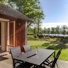Chalet Ängsjömåla by Interhome, hotel di Eringsboda