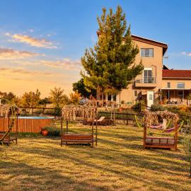 EuZoea Resort Nature Escape 15 Guests Private Pool