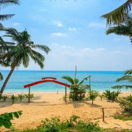 Tress Maria's Beach Resort - Beachfront with Free Breakfast