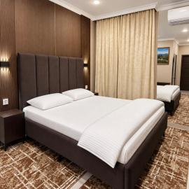 Tan Hotel