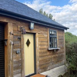 Log cabin, hotel u gradu Millford