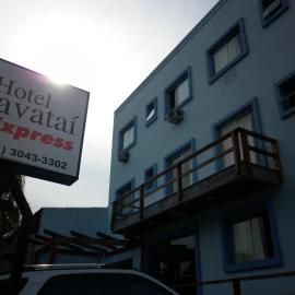 Hotel Gravataí Express, хотел в Граватаи