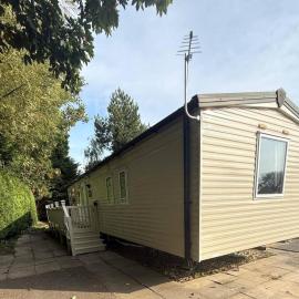 Sleeps 8 Family Caravan Skegness Holiday Park