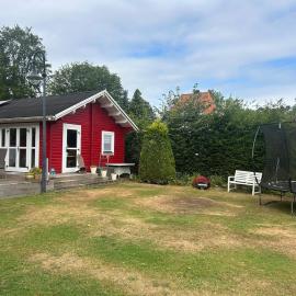Blockhaus am Waldrand