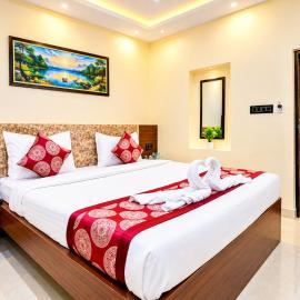 Hotel De Vibe BLU NEAR CANT RAILWAY STATION Plateform no 9, hotel u gradu Varanasi