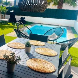 Villa Neo, Private Heated Pool, Small Gym
