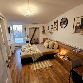 Wood Nest Home
