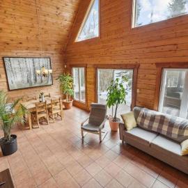 LakeFront Casa - Spa Chalet, хотел в Harrington