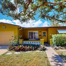 Breezy Ocean Escape, Hotel in Lake Worth