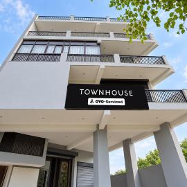 Super Townhouse Surajkund Faridabad Formerly Charmwood Inn