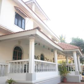 Villa Baywalk Goa - 200 meters from Morjim Beach, hotel em Morjim