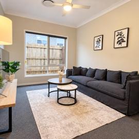 Silky Oak Stay - Brand New House in Griffin - Holiday Home、Griffinのホテル