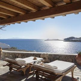 Beachfront Mykonos Guest House, hotel Ornószban